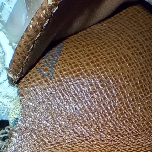 Sale ~ Louis Vuitton Mens Billfold Monogram Wallet - 100% Authentic - Picture 8 of 8